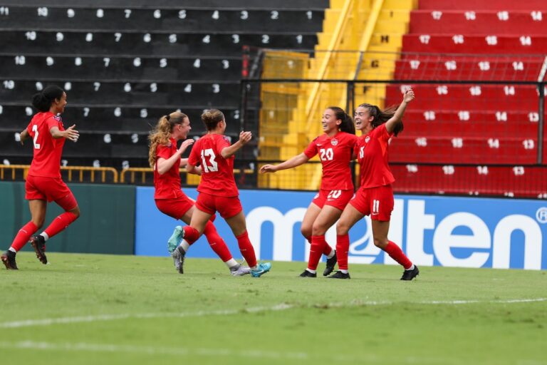 Les femmes du Canada ont couronné des champions de la CONCACAF U-20 après 3-2 victoire sur le Mexique