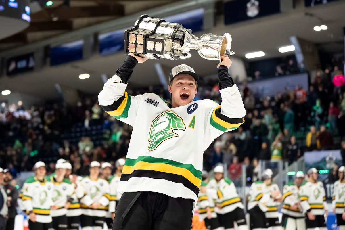 London Knights capture le troisième titre de la Coupe du Memorial avec une victoire dominante 4-1 sur Medicine Hat Tigers