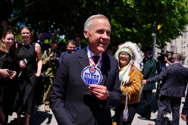Mark Carney est enraciné pour ses Oilers de la ville natale