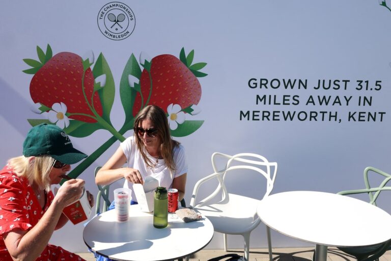 À Wimbledon, les fraises et la crème livrent
