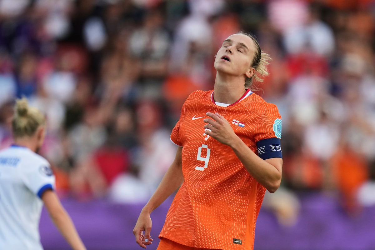 Alors que le football féminin jouit d'une croissance mondiale, la charge de travail pour les joueurs d'élite augmente avec elle