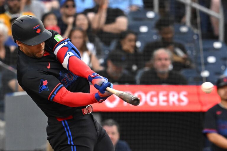 Blue Jays gagne à nouveau, battant les anges 4-3 en 10e manche