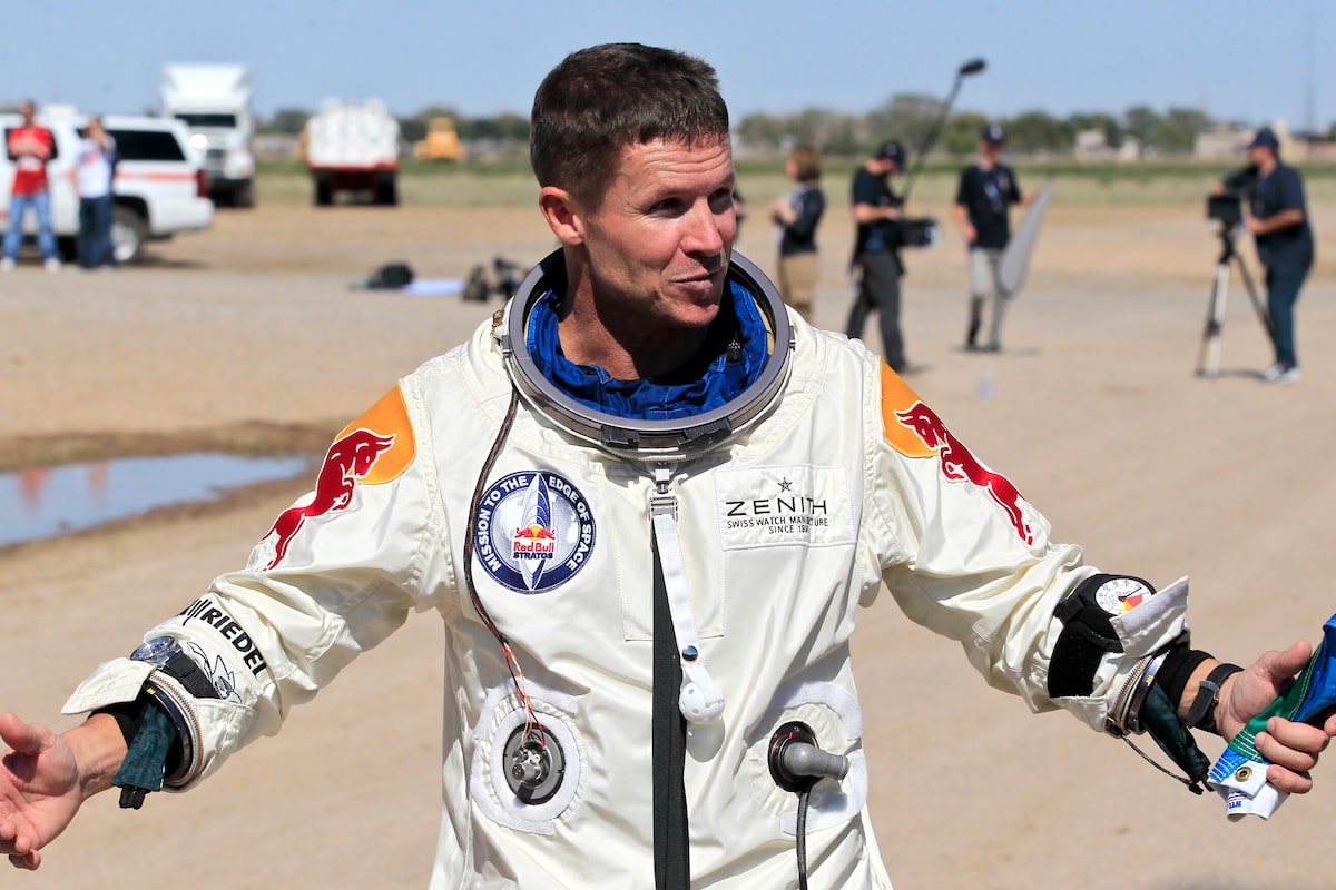 Felix Baumgartner, premier parachutisme pour briser la barrière sonore, décède dans un accident de parapente en Italie