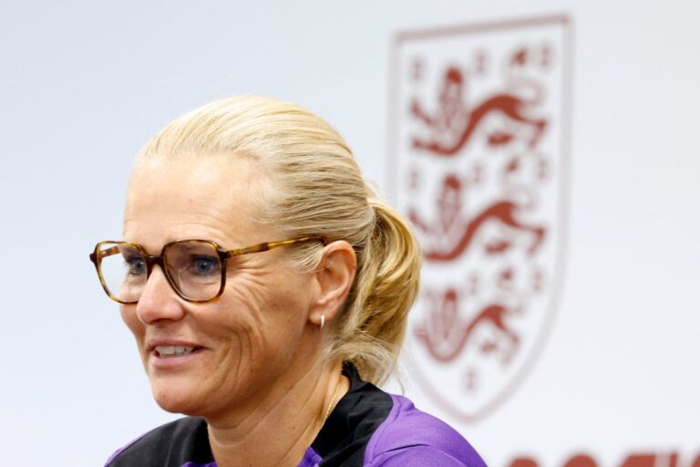 L'Euro 2025 voit un record pour les femmes entraîneurs, mais toujours en infériorité numérique par les hommes