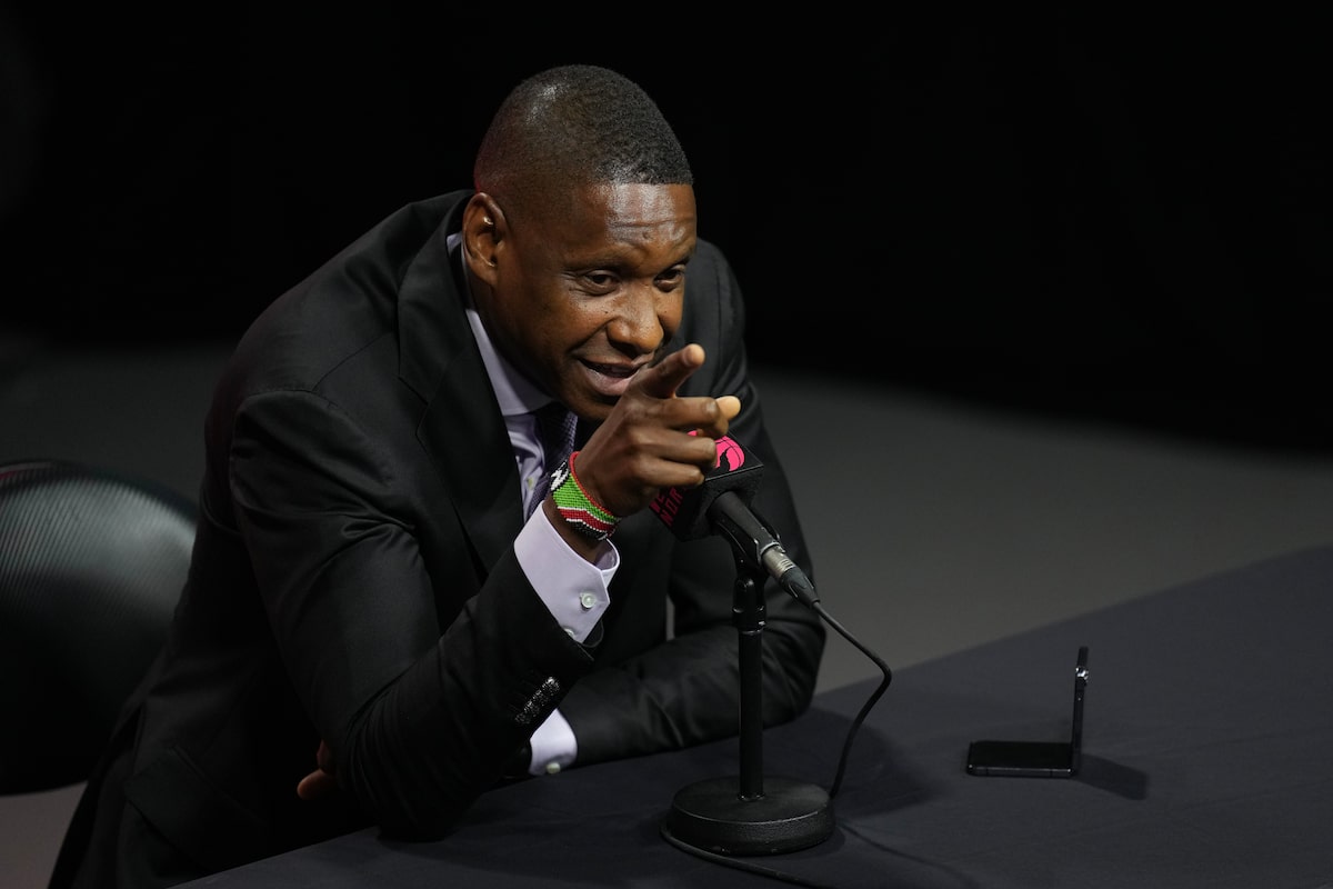 L'ancien président des Raptors, le vice-président Masai Ujiri, fait ses adieux à Toronto