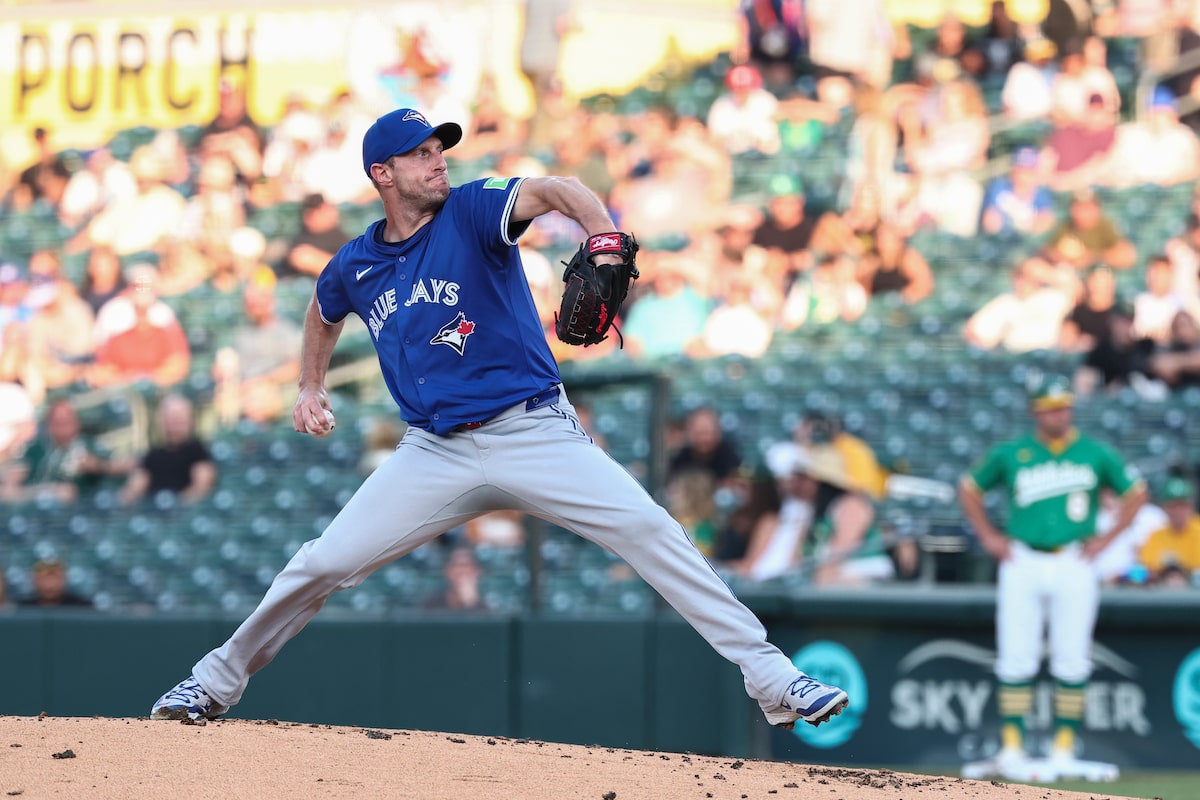 Les Blue Jays battent l'athlétisme 7-6 alors que Max Scherzer Bags première victoire en près d'un an