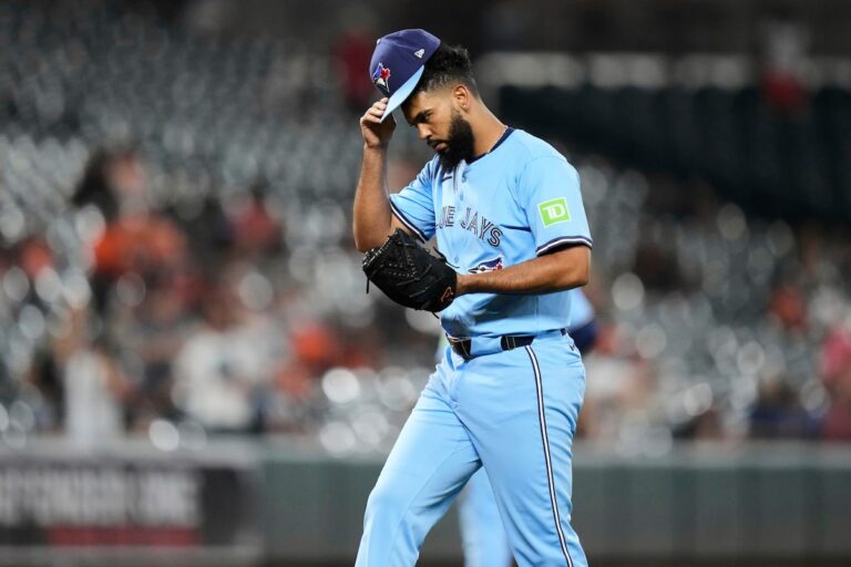 Les Jays recherchent un coup de pouce en fin de saison de Dominguez