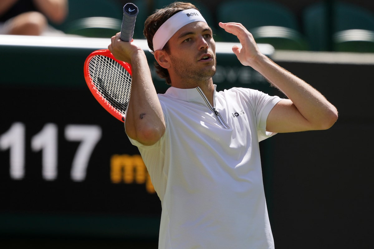 Les dysfonctionnement du système électronique d'appel de ligne de Wimbledon en quart de finale