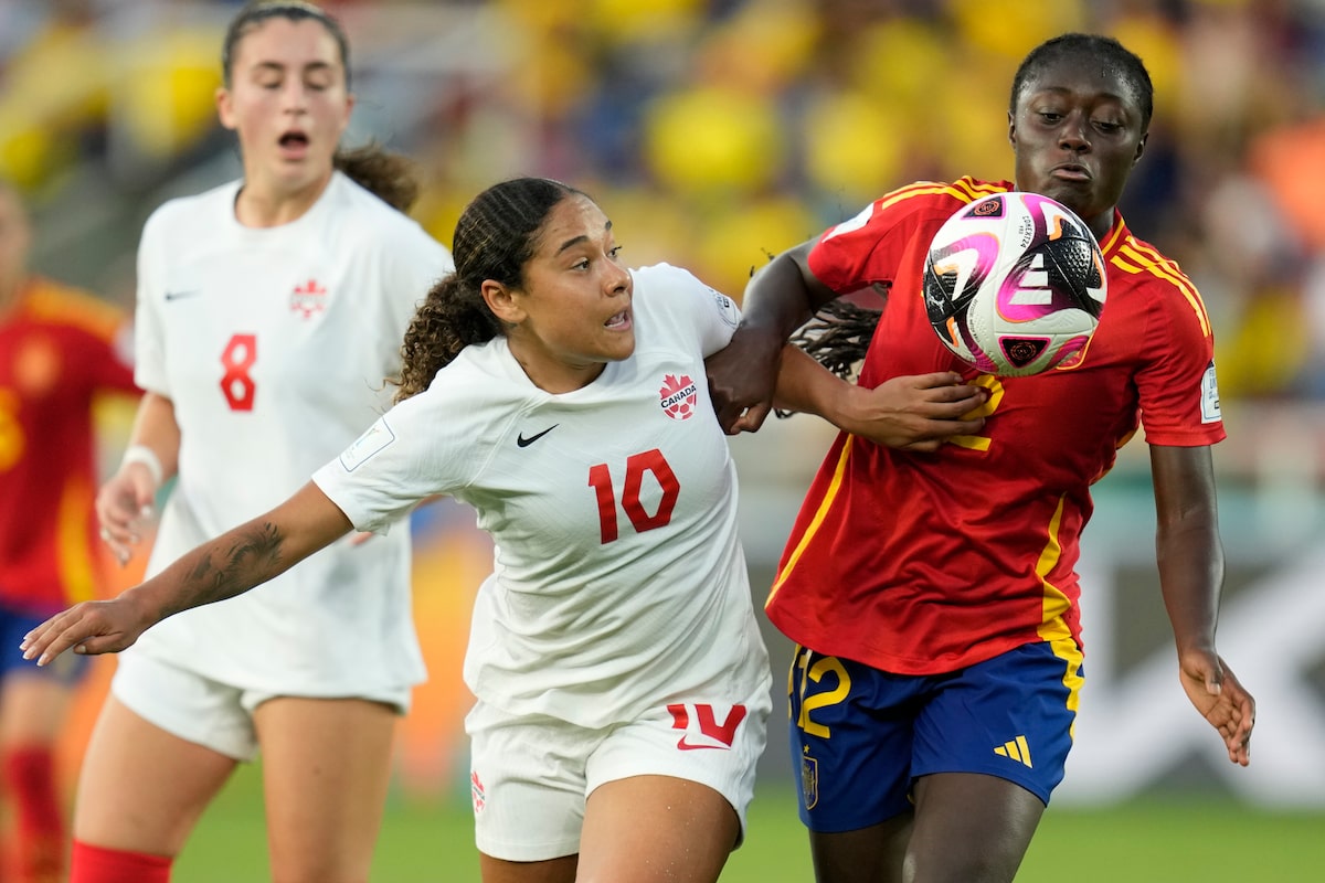 Les shorts blancs continuent d'affecter les performances des joueurs de football, les études révèlent