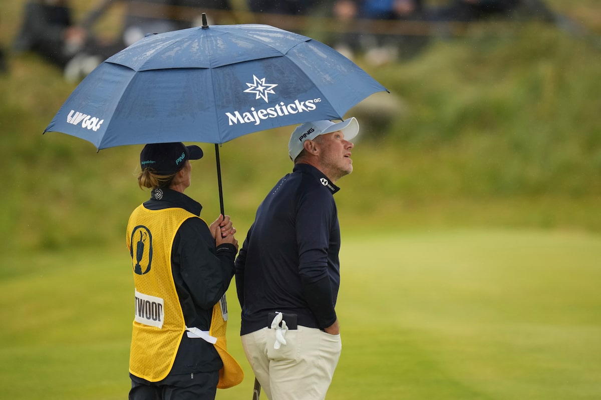L'imprévisibilité règne au British Open alors que le chaos lié aux conditions météorologiques provoque un logjam de classement