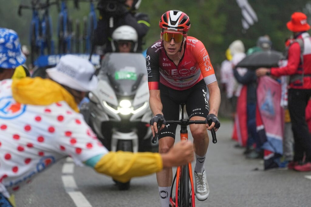 Thymen Arensman victorieux dans la scène la plus difficile du Tour de ...