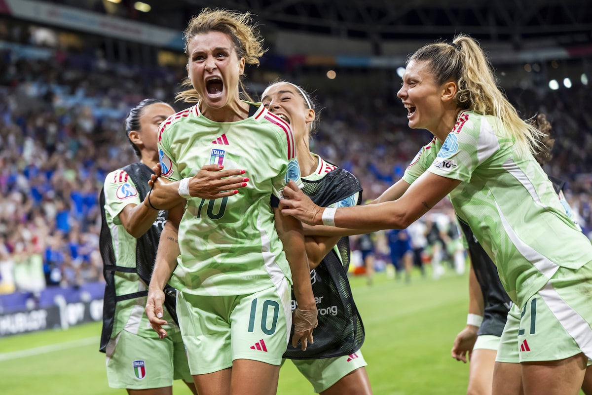 Une victoire loin de la finale des euros féminines, le programme italien a augmenté par limite