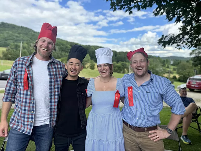 Great North American Maple Pie Contest - Gracieuseté