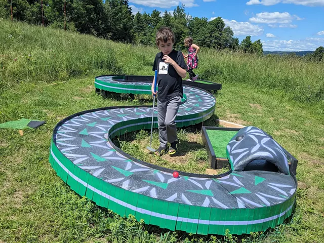 Enchanted Kingdom Mini Golf - Gracieuseté