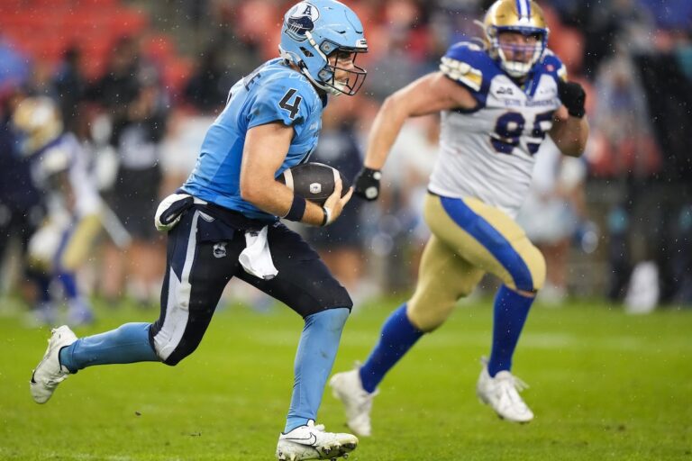 Blue Bombers Shove Up Loster pour le match revanche avec des argonautes