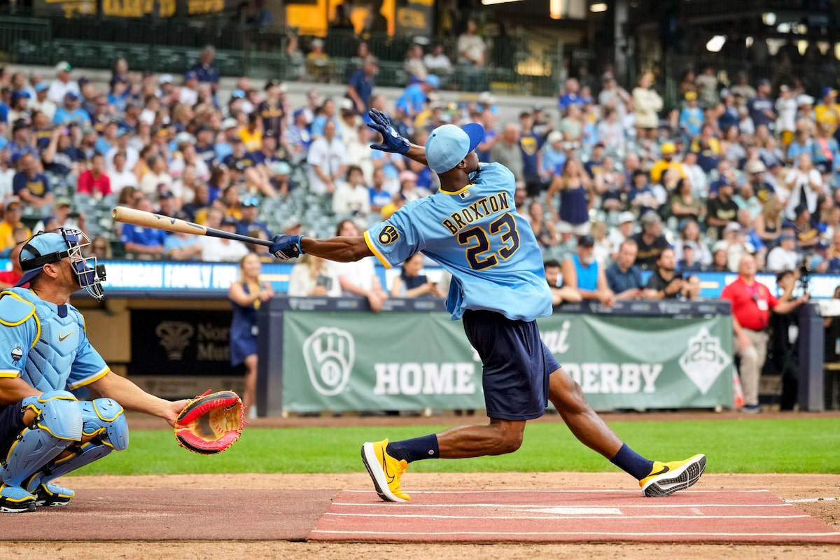Brewers 'Wander in Promotion Gold avec Derby à domicile des anciens élèves