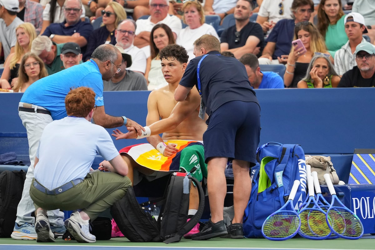 Forces de blessures à l'épaule Ben Shelton nous ouvrira à Flushing Meadows
