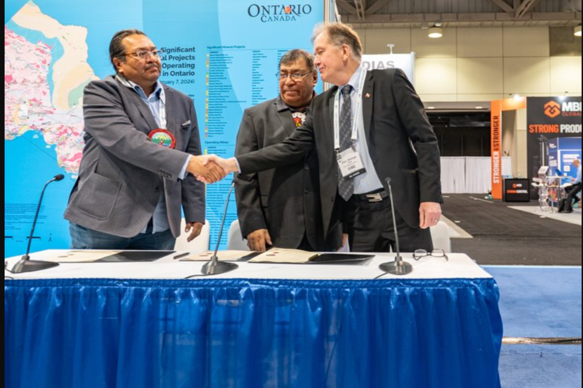 La promotion de la Road Première Nation se rend en justice pour arrêter l'activité du ring de feu