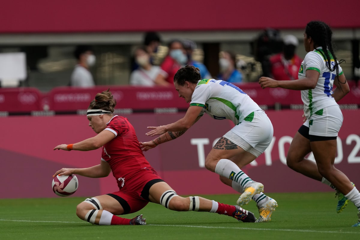 La vétéran Karen Paquin montre l'exemple alors que le Canada se prépare pour la Coupe du monde de rugby