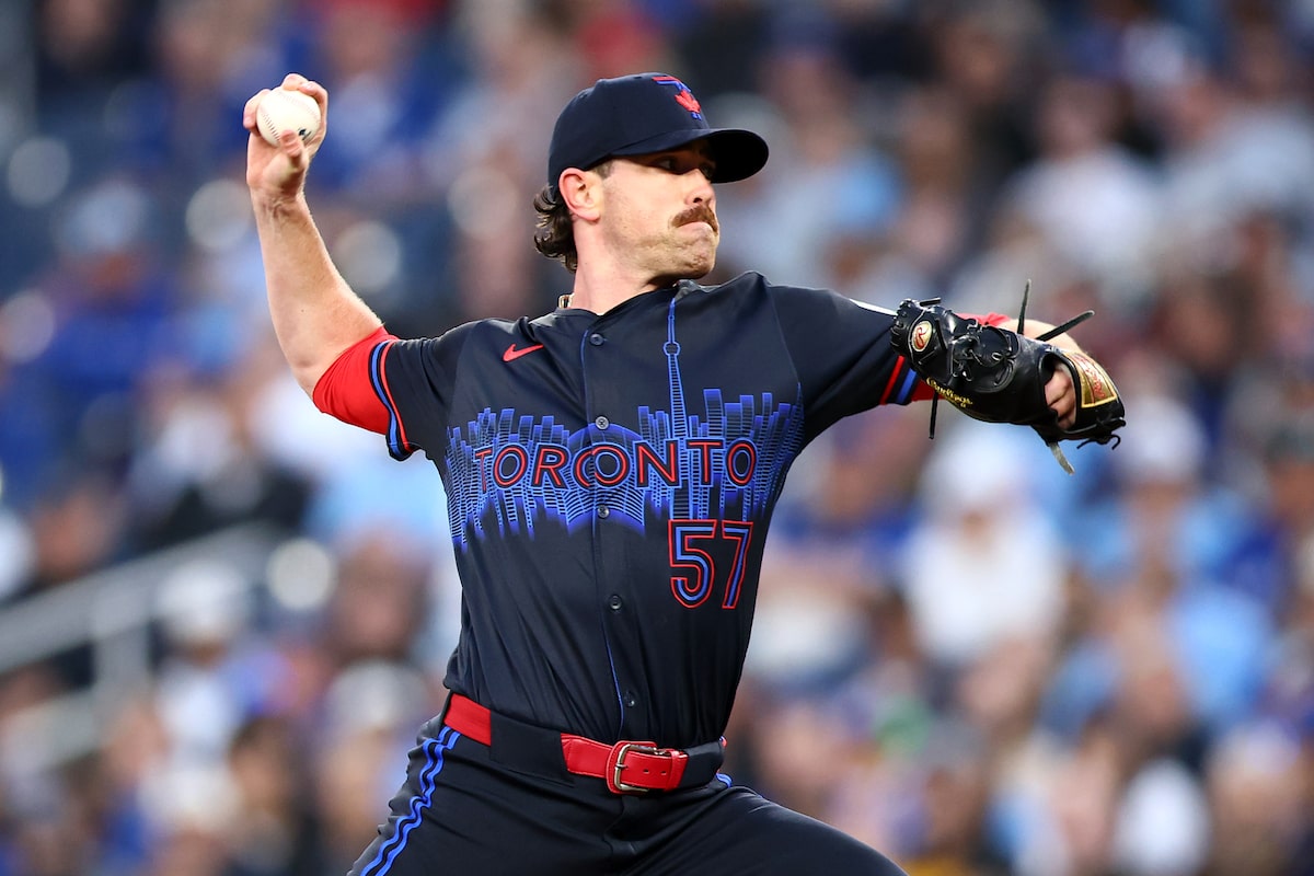 Les Blue Jays perdent contre les brasseurs malgré les débuts à domicile solides de Bieber