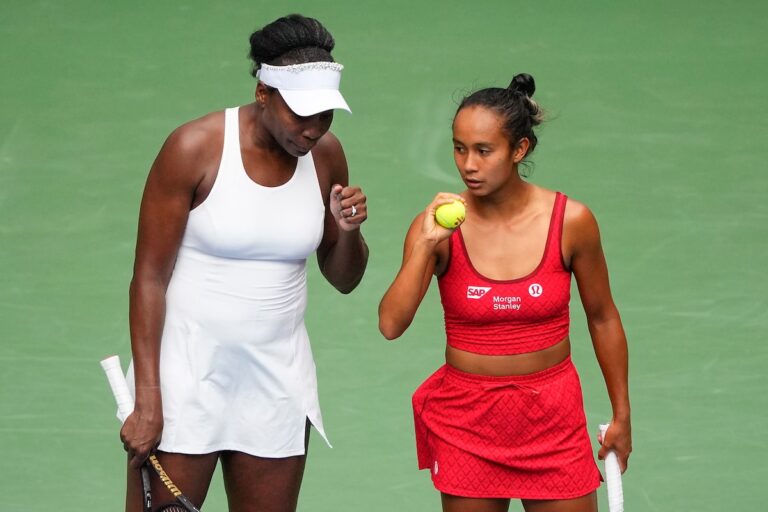 Leylah Fernandez, Vénus Williams gagnent dans leurs débuts pour femmes en double féminine
