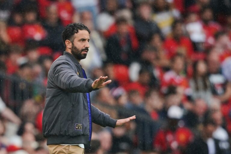 Manchester United Edge Burnley avec une pénalité de temps d'arrêt