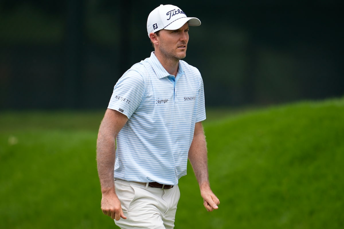 Russell Henley Birdies His Way to Early Tour Championship Endranding contre Scheffler