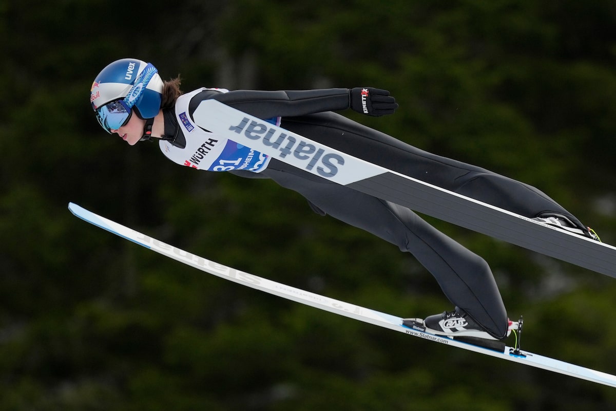 Le cavalier de ski canadien Alex Loutitt subit une opération au genou, les matchs d'hiver 2026