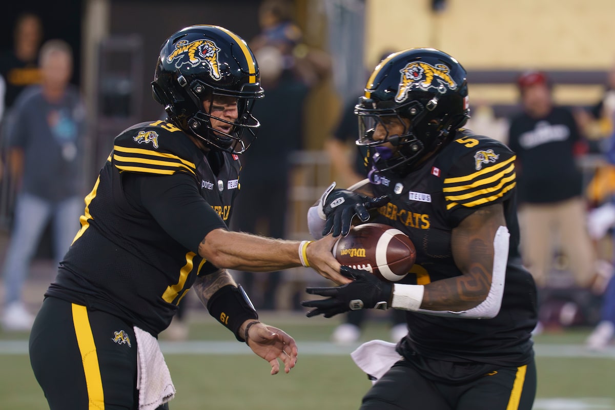 Mitchell lance deux passes de touché alors que Ticats Down Blue Bombers 32-21 dans Team Ted Game