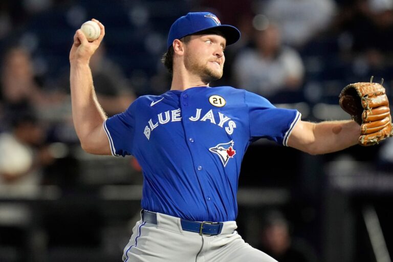 Yesavage fait ses débuts avec Nine Nine retraits au bâton, Blue Jays a battu Rays 2-1 dans les extras