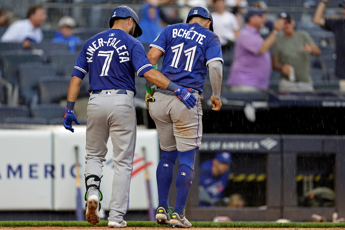 Bichette ne figure pas sur la liste des Blue Jays pour l'ALCS contre les Mariners
