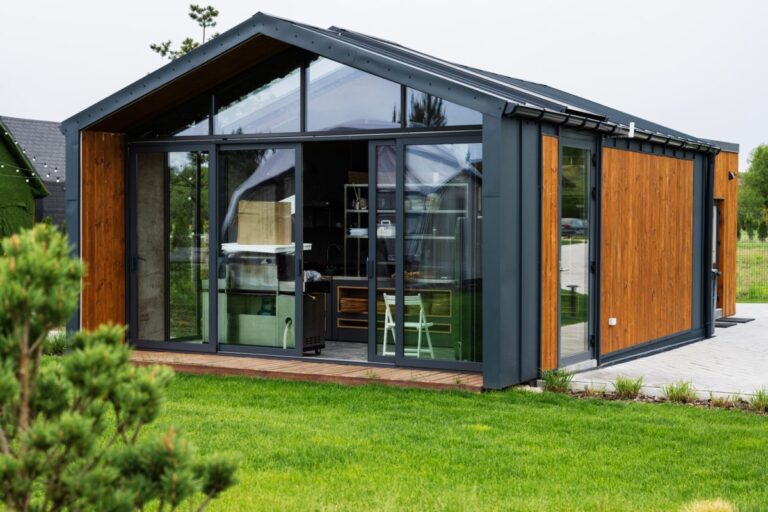 D'autres maisons préfabriquées surgissent - mais pouvez-vous obtenir une hypothèque pour s'adapter au cadre?