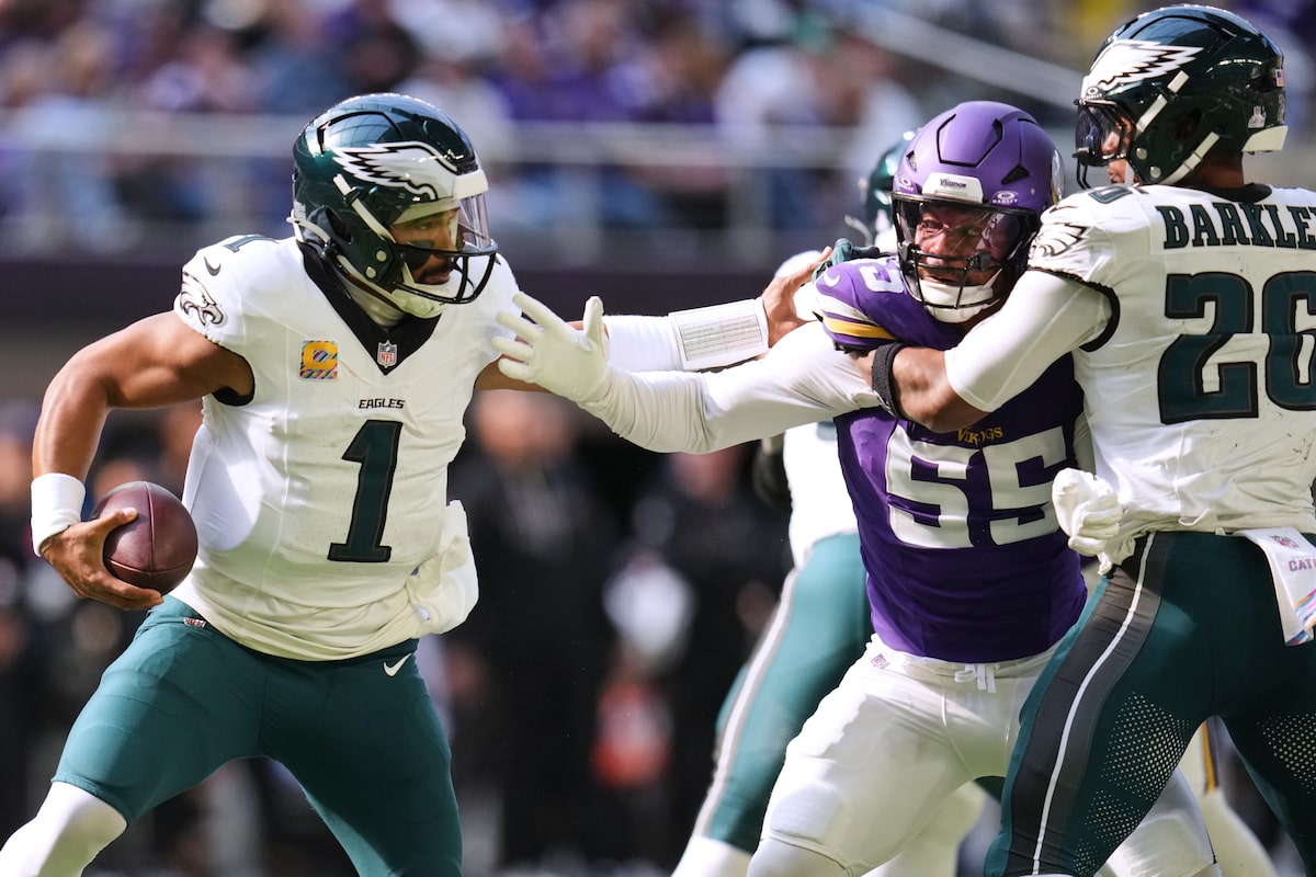 Eagles' Hurts prouve qu'il est un excellent passeur lors d'une performance spectaculaire contre les Vikings