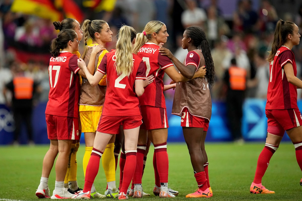 Jasmine Mander fait ses premiers commentaires publics sur le scandale des drones de Canada Soccer