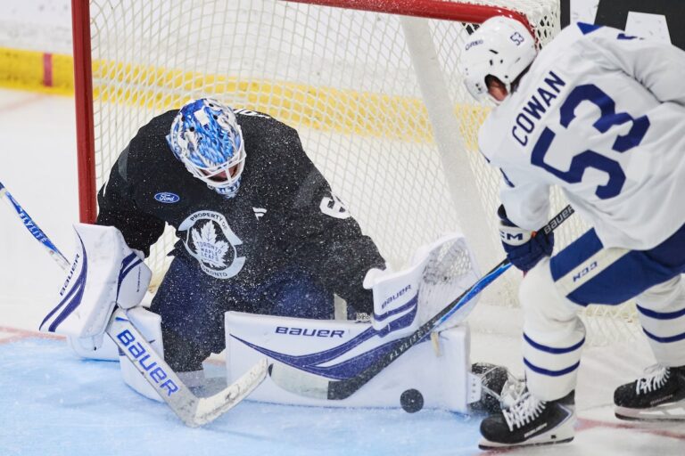 Joseph Woll rejoint les Maple Leafs de Toronto après un long congé personnel