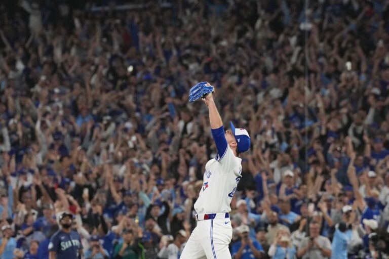 La victoire des Jays dans le match 7 de l'ALCS établit un record d'audience, selon Sportsnet