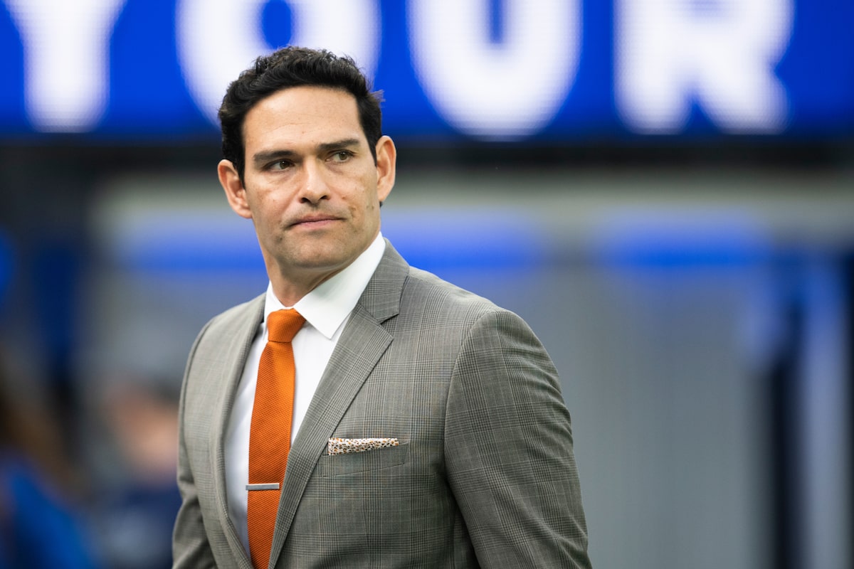 L'ancien QB de la NFL Mark Sanchez a été libéré après une arrestation pour une bagarre de stationnement et des coups de couteau