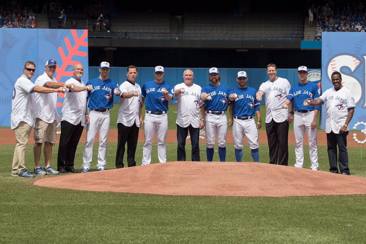 L'ancien des Blue Jays Pat Hentgen est en faveur du retour des capuchons blancs de Toronto