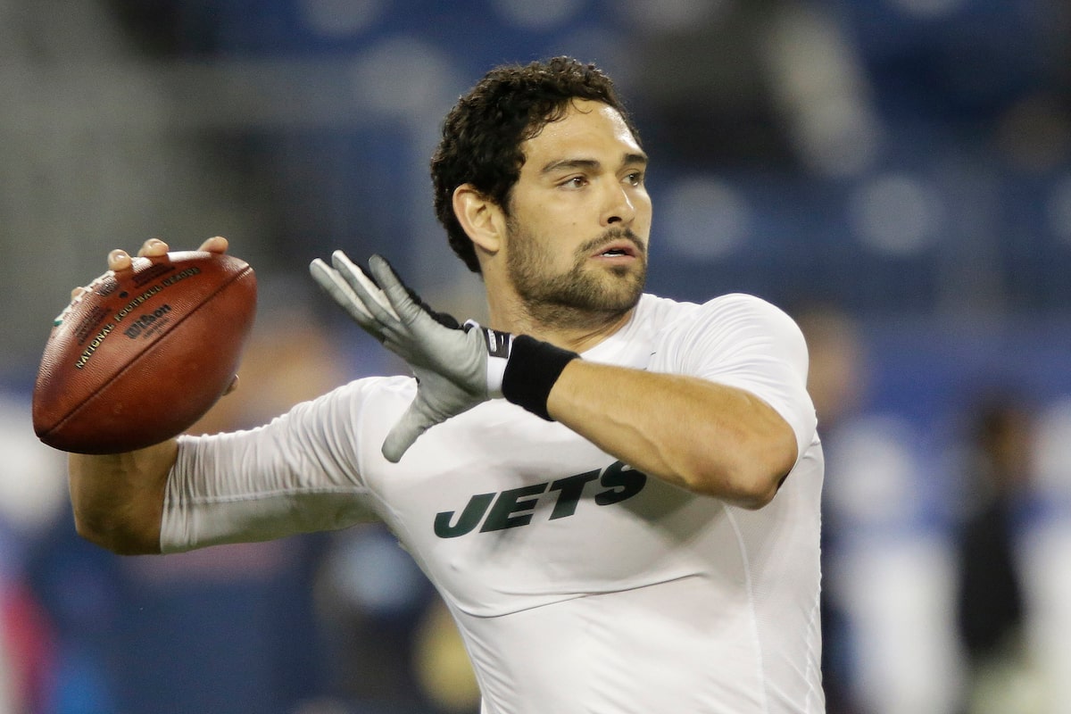 L'ancien star de la NFL, Mark Sanchez, est accusé de crime après altercation avec un chauffeur de camion
