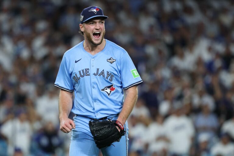 Les Blue Jays à une victoire de la victoire en Série mondiale après avoir battu les Dodgers 6-1 lors du cinquième match