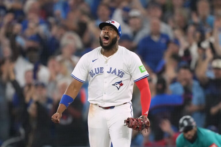 Les Blue Jays forcent le septième match de l'ALCS avec une victoire de 6-2 contre les Mariners