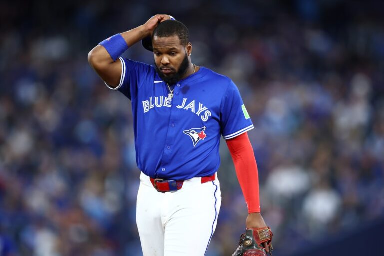 Les Blue Jays restent sans victoire après la défaite 10-3 de l'ALCS dans le deuxième match contre les Mariners