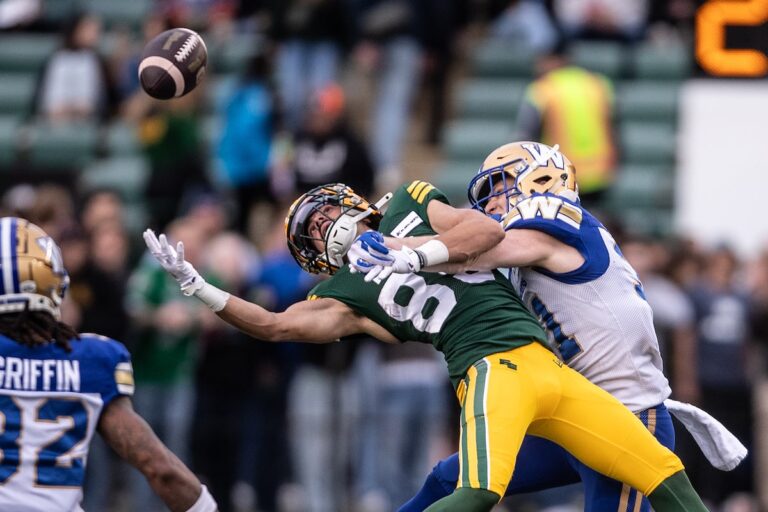 Les Bombers espèrent se rapprocher d'une place en séries éliminatoires lors d'un match crucial contre les Riders