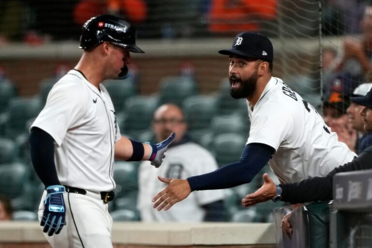 Les Tigres en manque d'offensive manquent de temps pour redresser la série AL Division