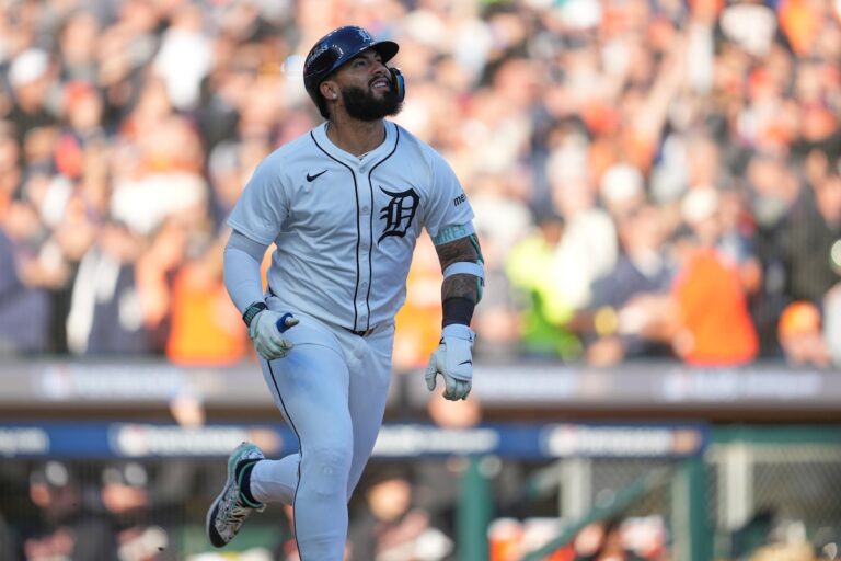 Les Tigres forcent le cinquième match contre les Mariners en ALDS avec une victoire de 9-3