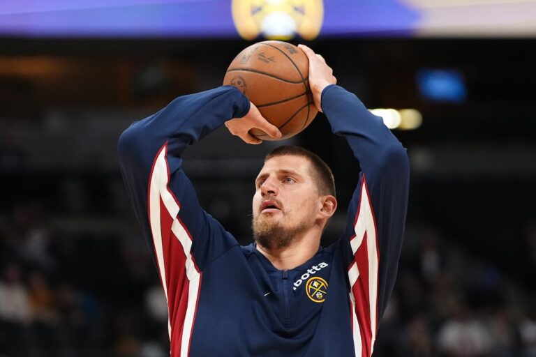 Les effectifs de la NBA continuent de croître avec des joueurs mondiaux, dont 23 du Canada