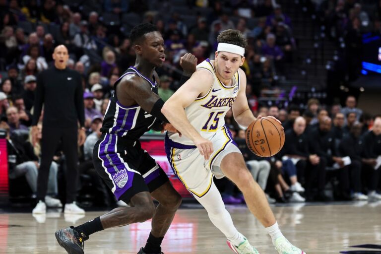Les joueurs de la NBA s'envolent avec un record de 16 matchs à 40 points lors de la semaine d'ouverture