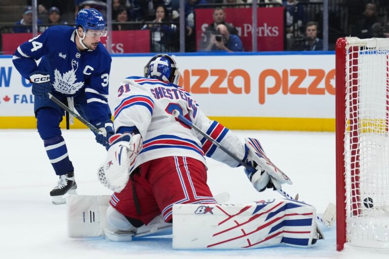Matthews marque le but vainqueur en prolongation contre les Rangers