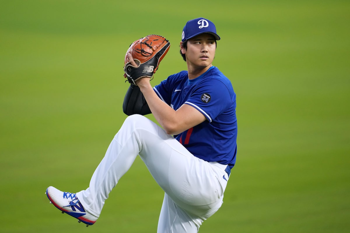 Ohtani s'apprête à faire ses débuts en tant que lanceur dans les World Series lors du quatrième match