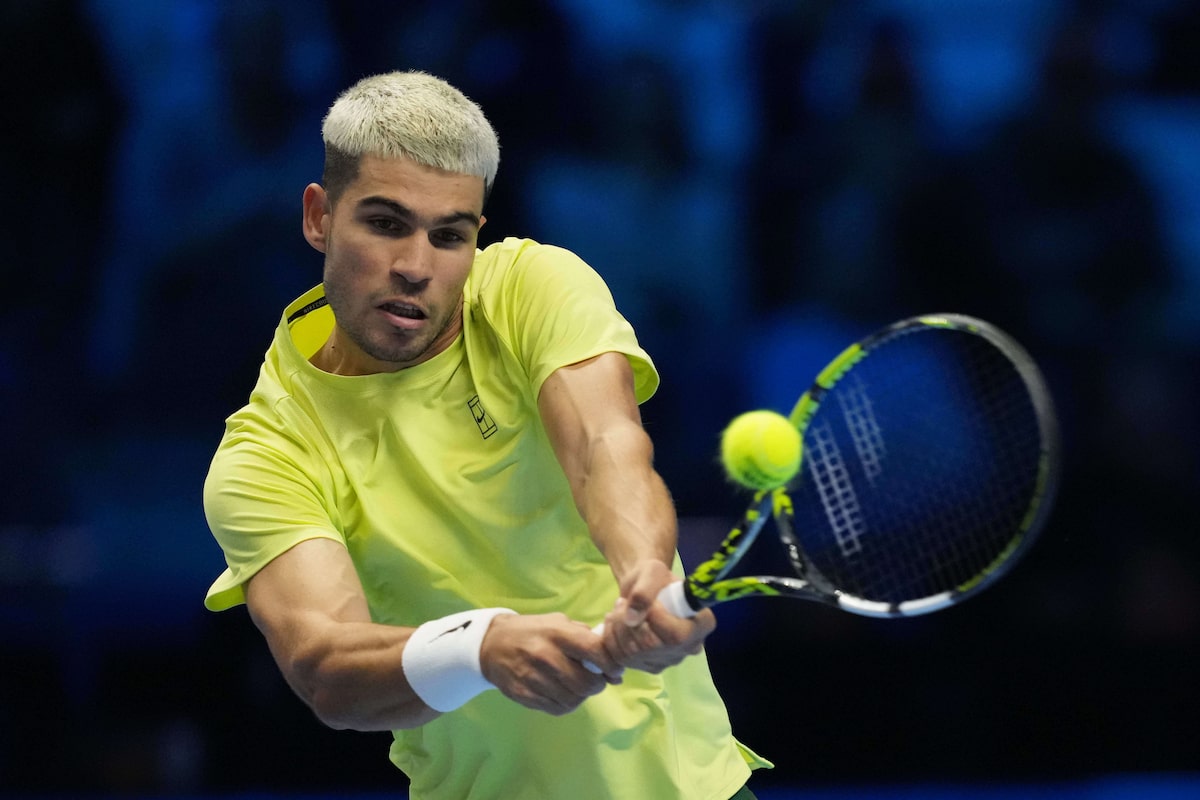 Alcaraz et Zverev ouvrent les finales ATP avec des victoires